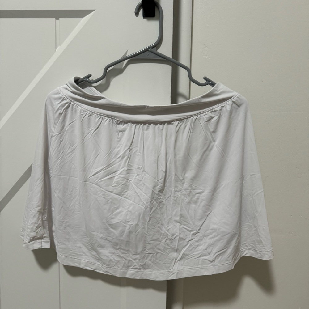 Travis Matthew tennis/golf skirt white